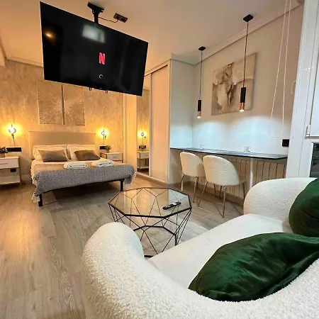 Apartment Amazing Suite, Center